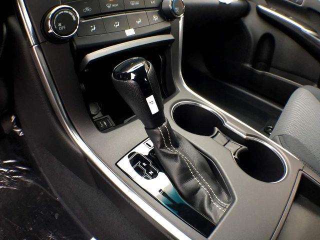 2017 Toyota Camry LE 4Dr Sedan